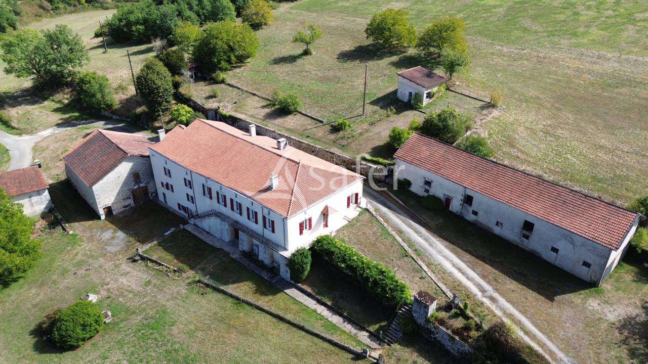 Sheep farm  Dordogne
