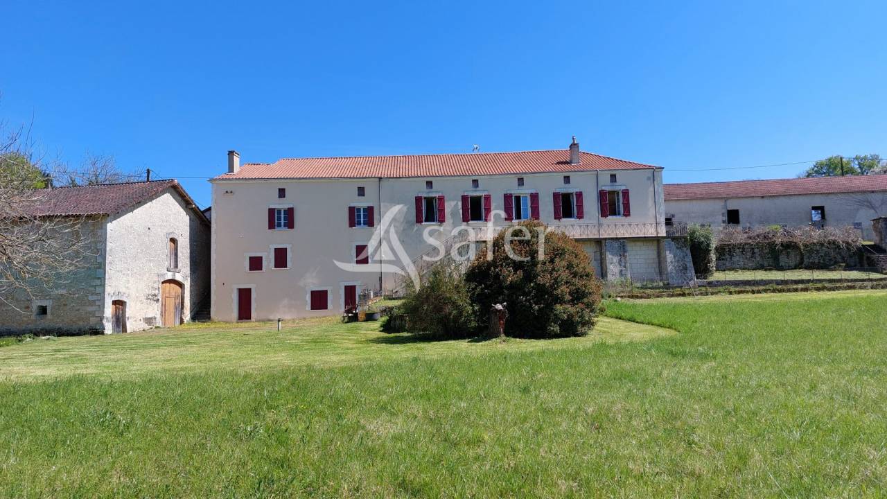 Sheep farm  Dordogne