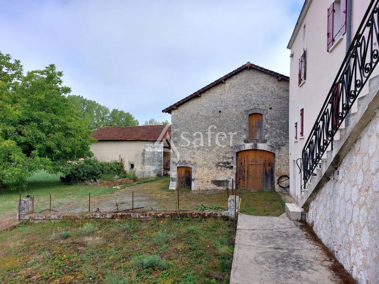 Sheep farm  Dordogne
