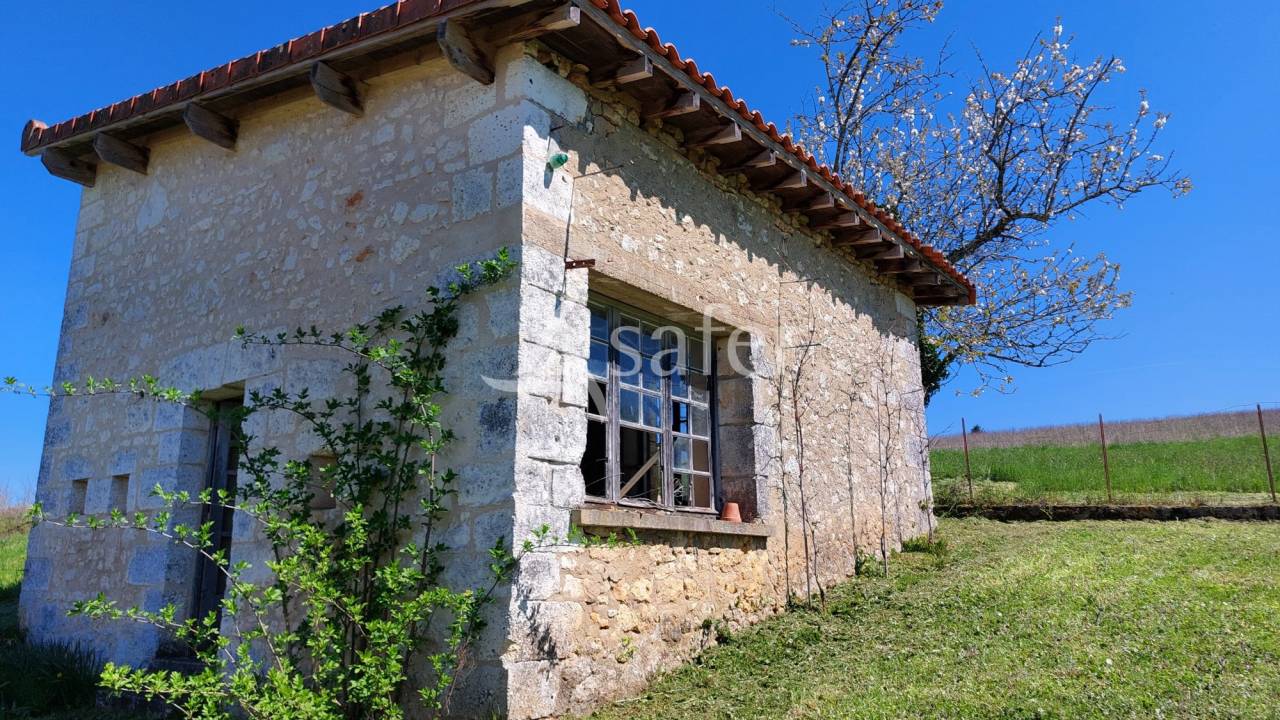 Sheep farm  Dordogne