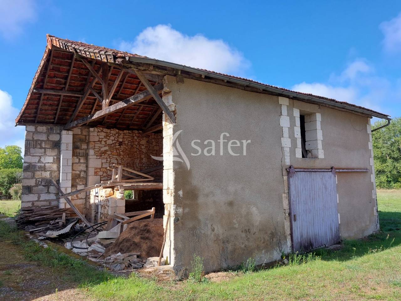 Sheep farm  Dordogne