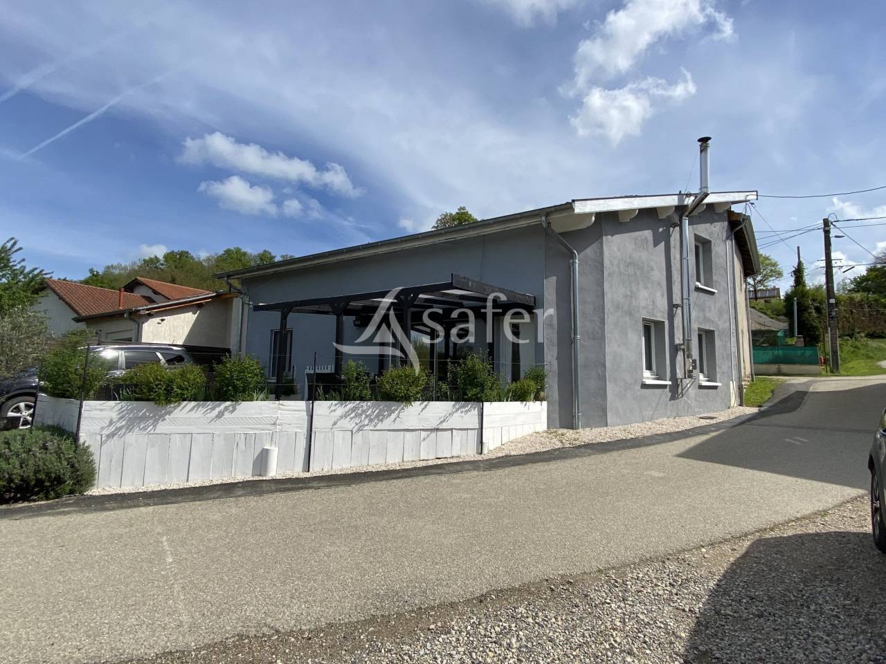 Equestrian property  Ain