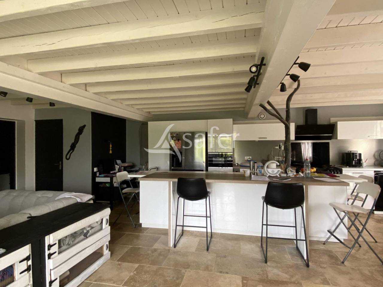 Equestrian property  Ain