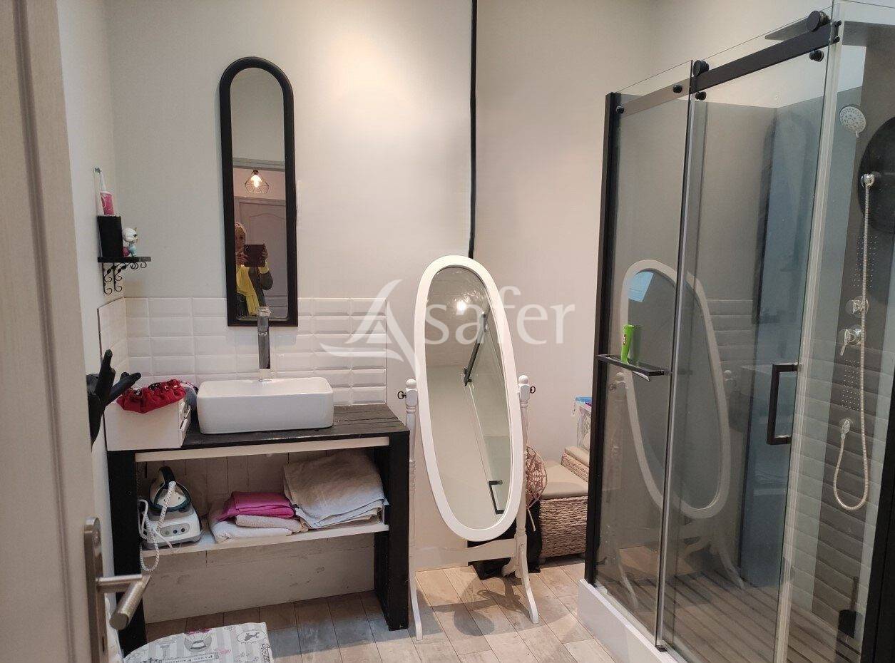 Equestrian property  Ain