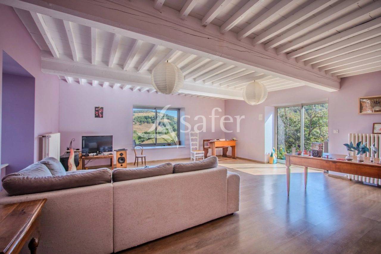 Other country property  Rhône