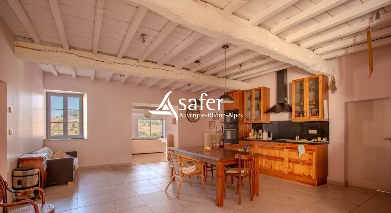 Other country property  Rh&ocirc;ne