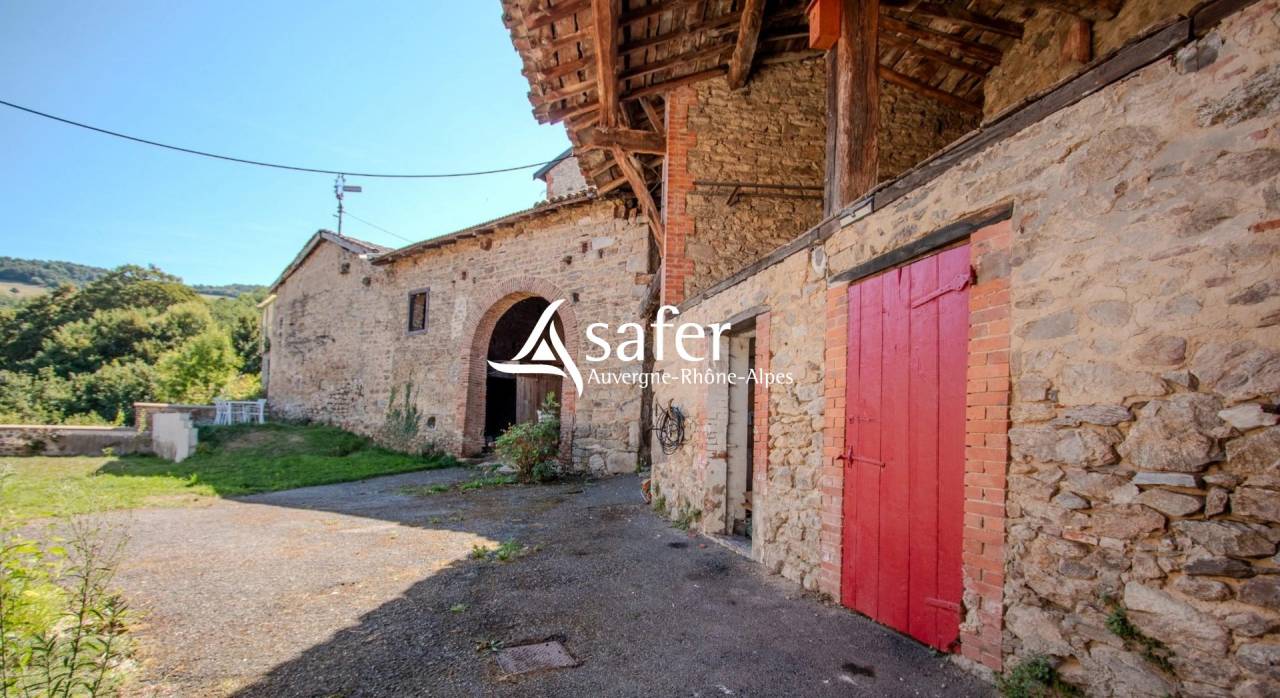 Other country property  Rh&ocirc;ne