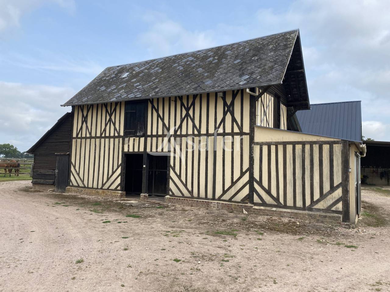 Equestrian property  Calvados