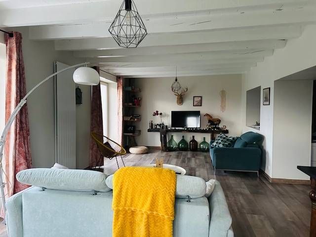 Equestrian property  Landes