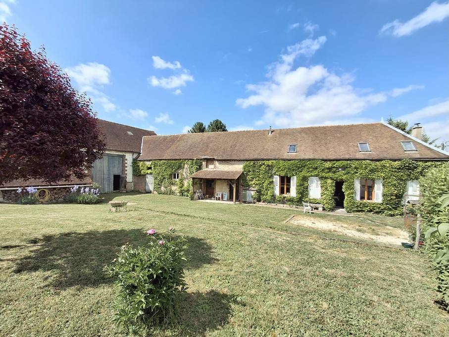 Equestrian property  Yonne