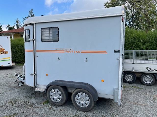 Horse trailer Fautras OBLIC+2 2 Stalls 2022 Used