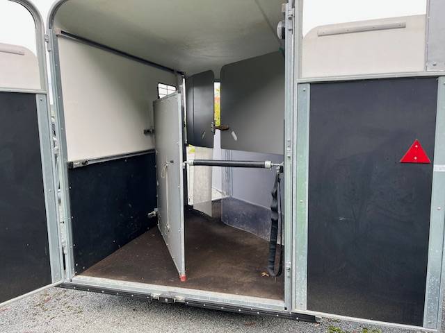 Horse trailer Fautras OBLIC+2 2 Stalls 2022 Used
