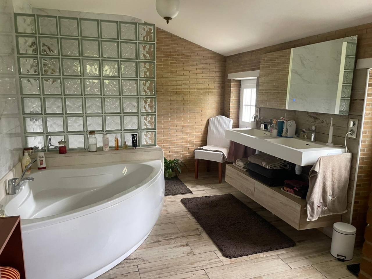 Equestrian property  Charente