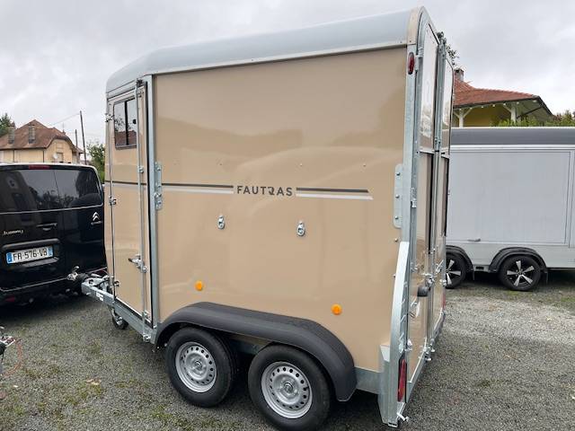 Horse trailer Fautras provan 2 Stalls 2025 New