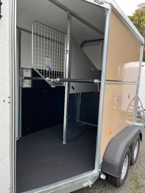 Horse trailer Fautras provan 2 Stalls 2025 New