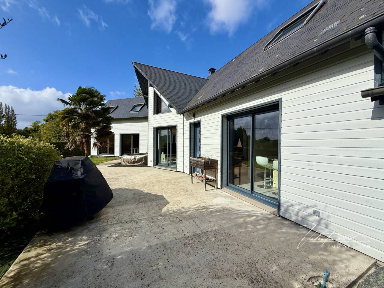 Equestrian property  Calvados