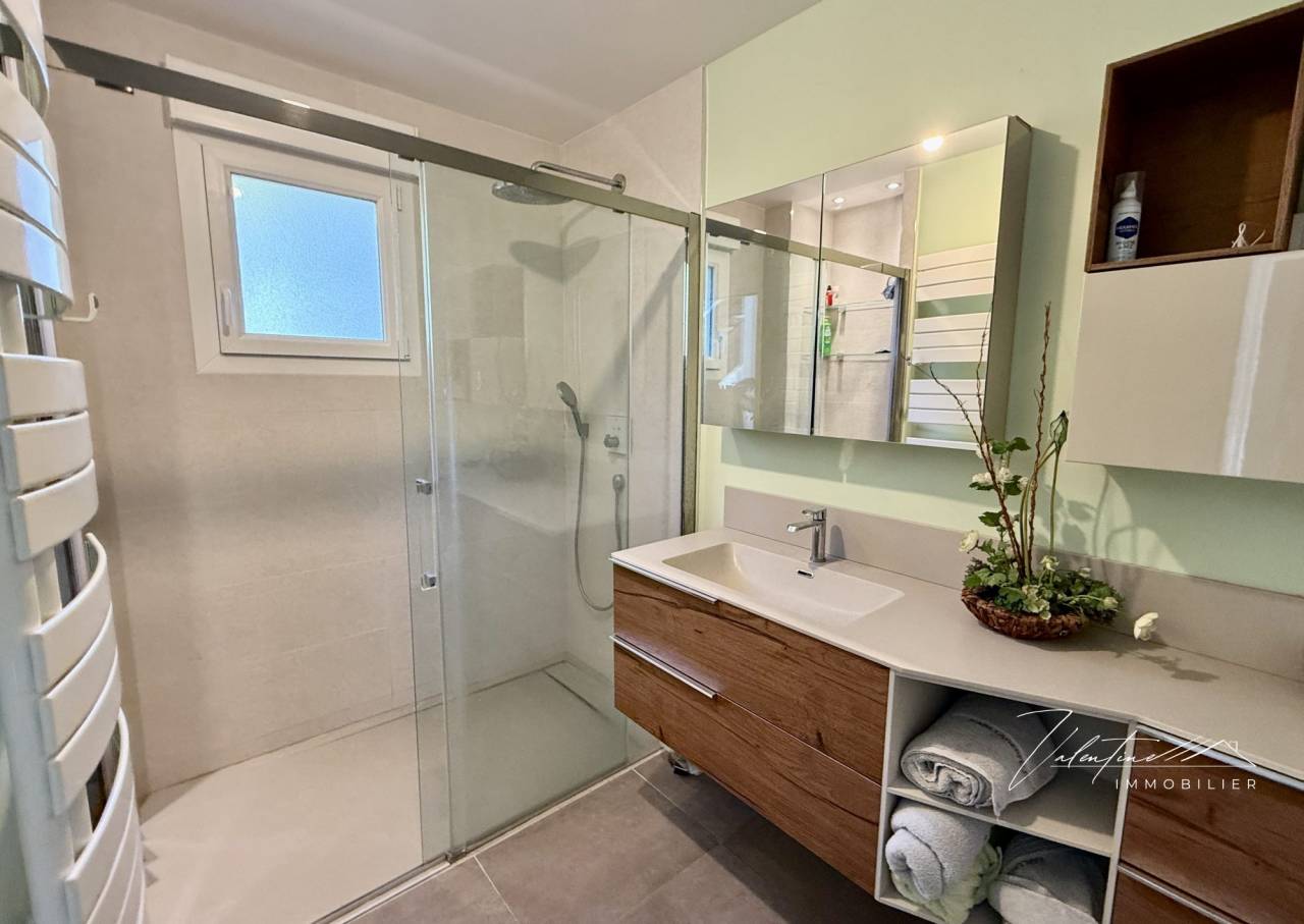 Equestrian property  Calvados