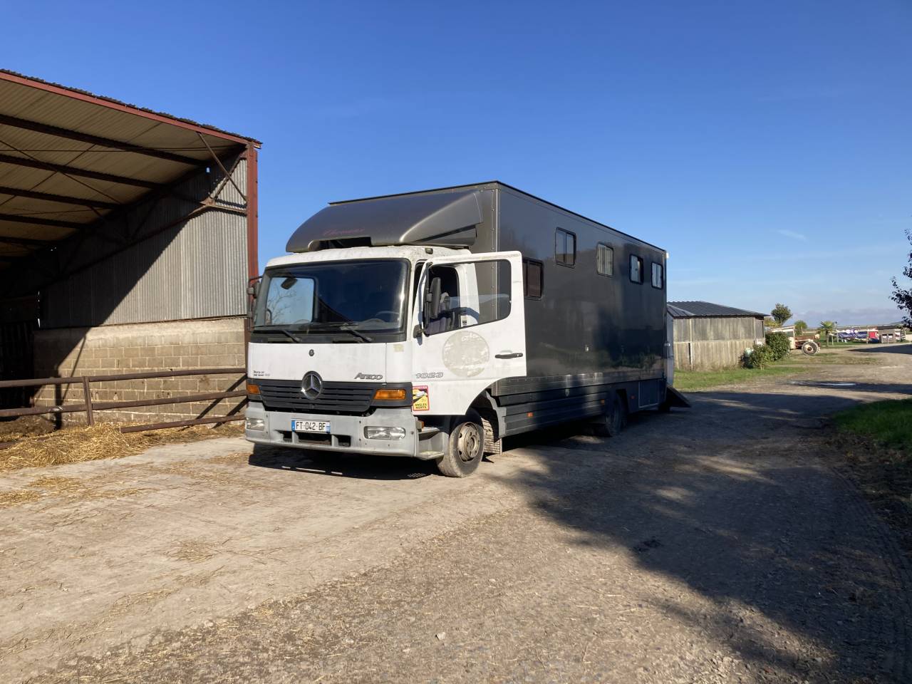Horsebox NON-HGV Mercedes Atego 1999 Used