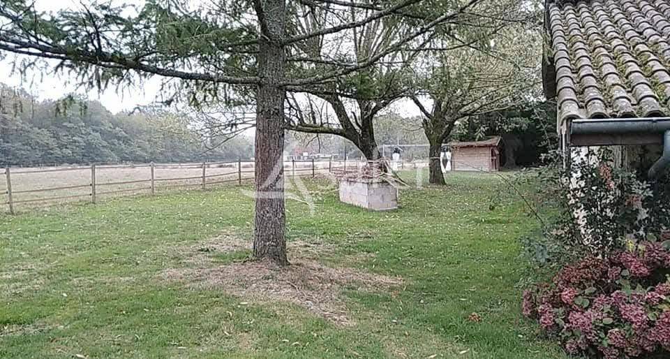 Equestrian property  Ain