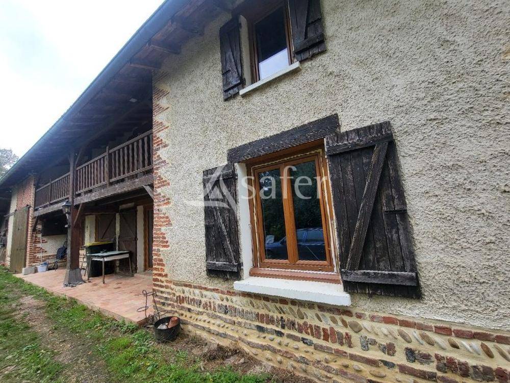 Equestrian property  Ain