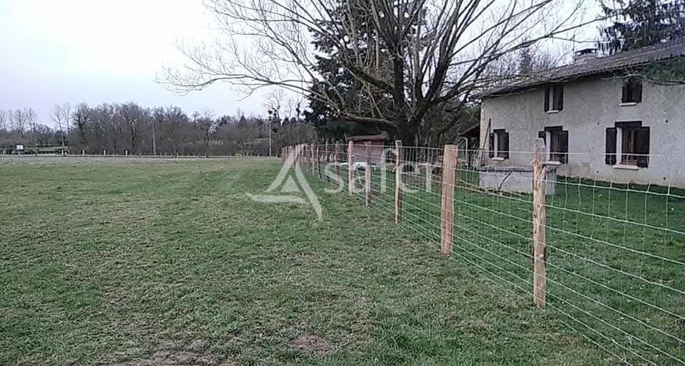Equestrian property  Ain