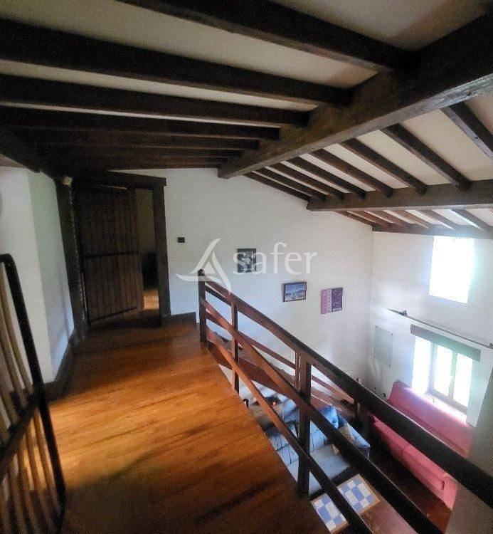 Equestrian property  Ain