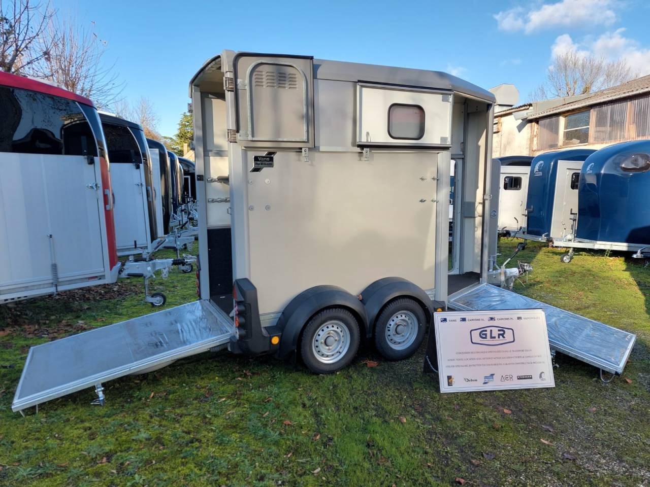 Horse trailer Ifor Williams HB 403 1,5 Stalls 2025 New