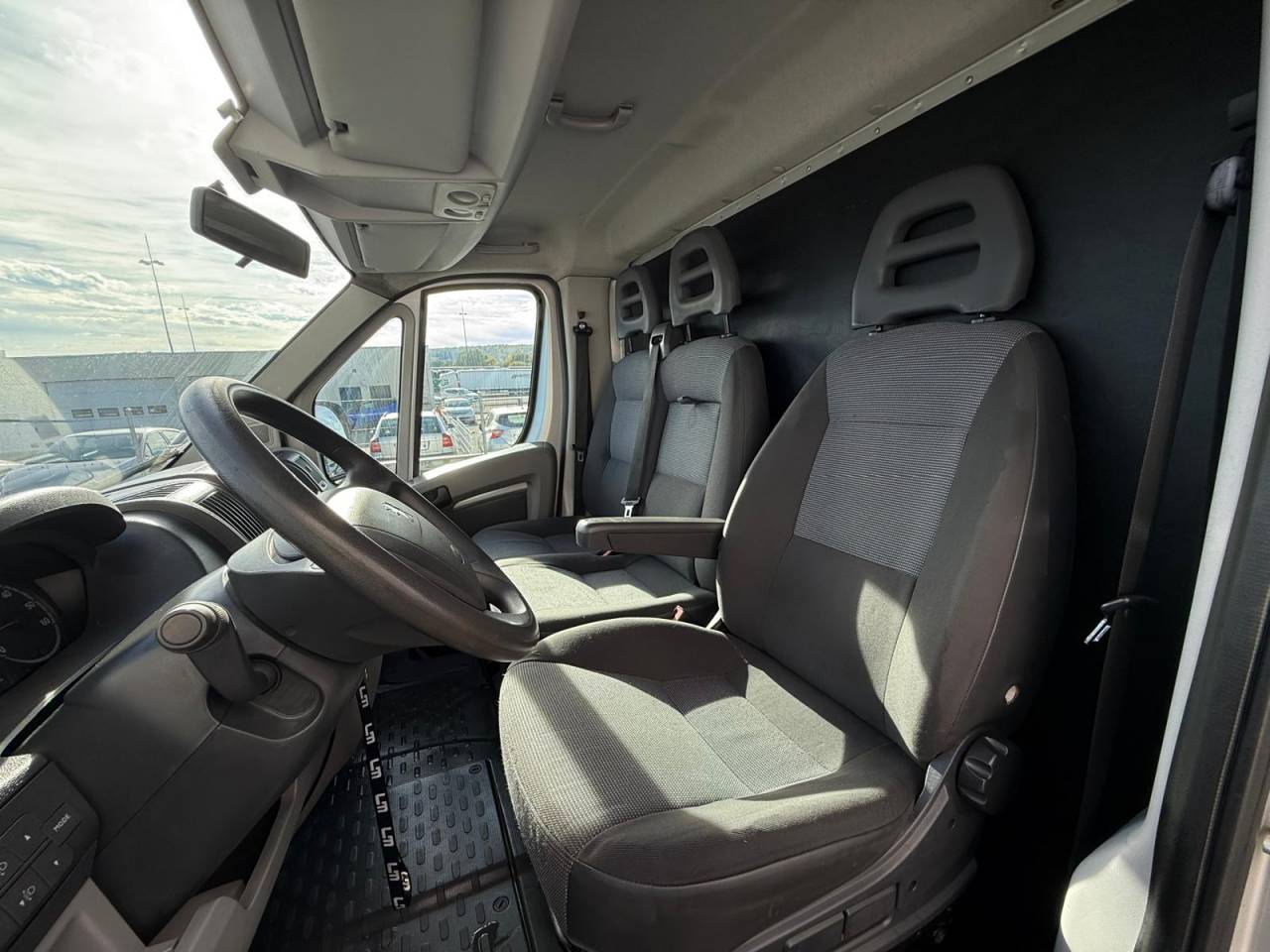 Horsebox HGV Equi-Trek EQUI-TREK 3 PLACES 2009 Used