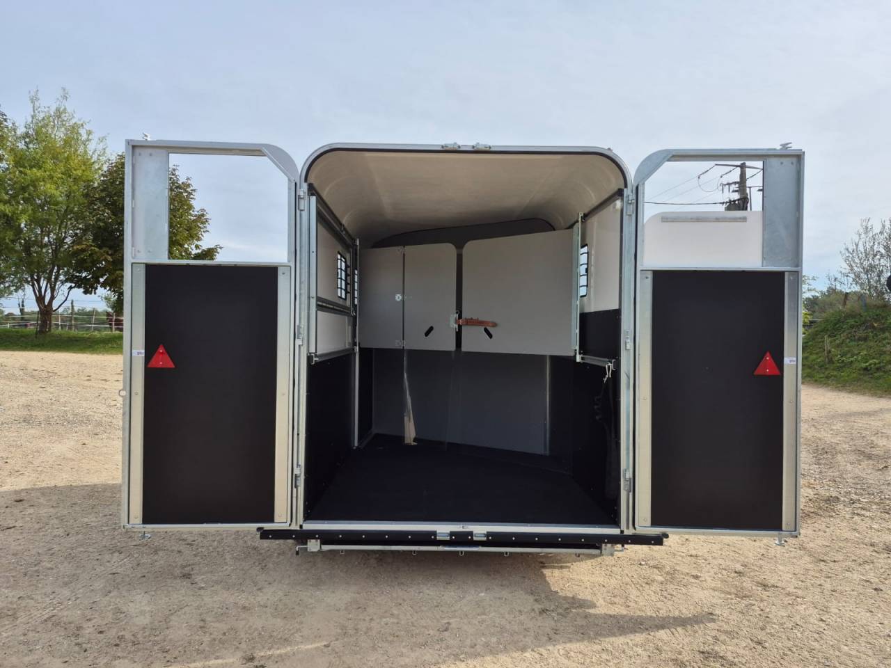 Horse trailer Fautras Oblic X2 2 Stalls 2025 New