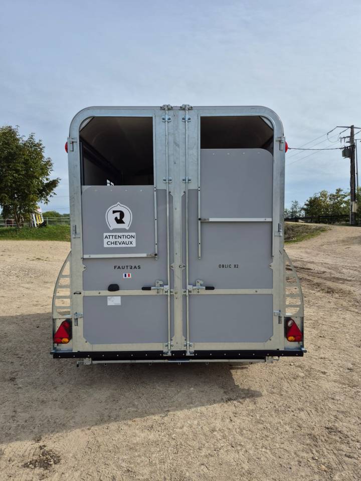 Horse trailer Fautras Oblic X2 2 Stalls 2025 New