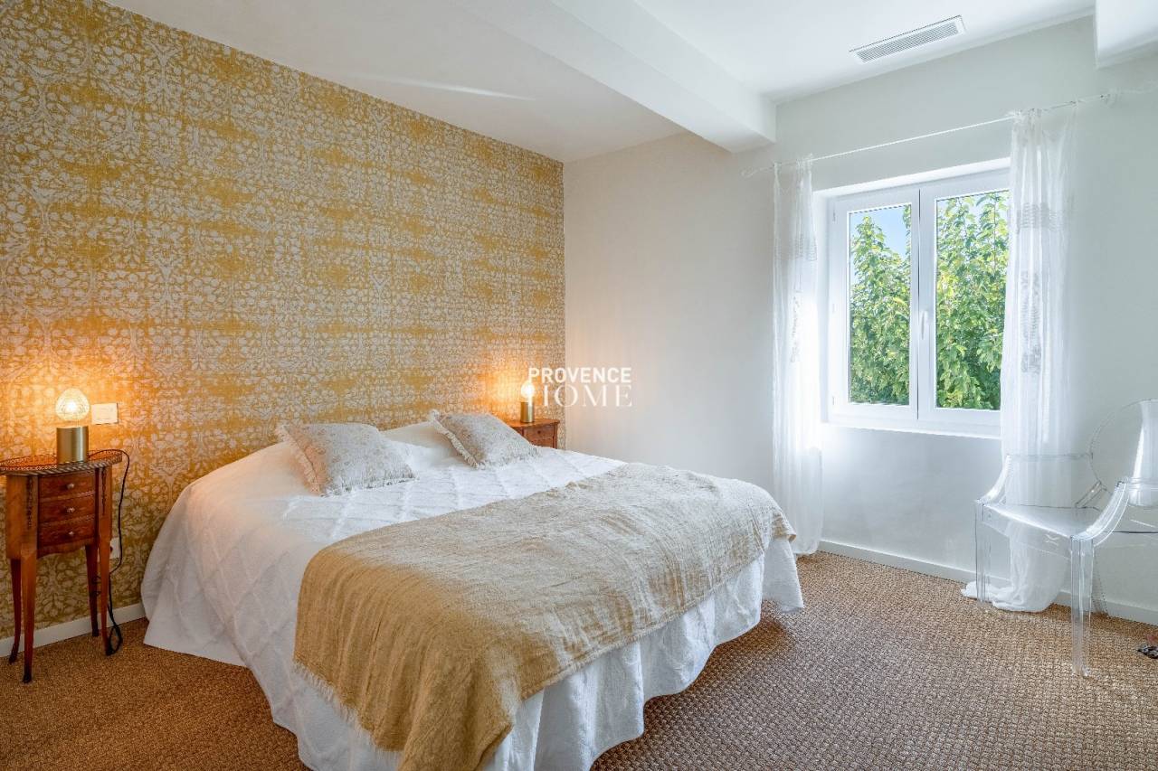 Equestrian property  Vaucluse