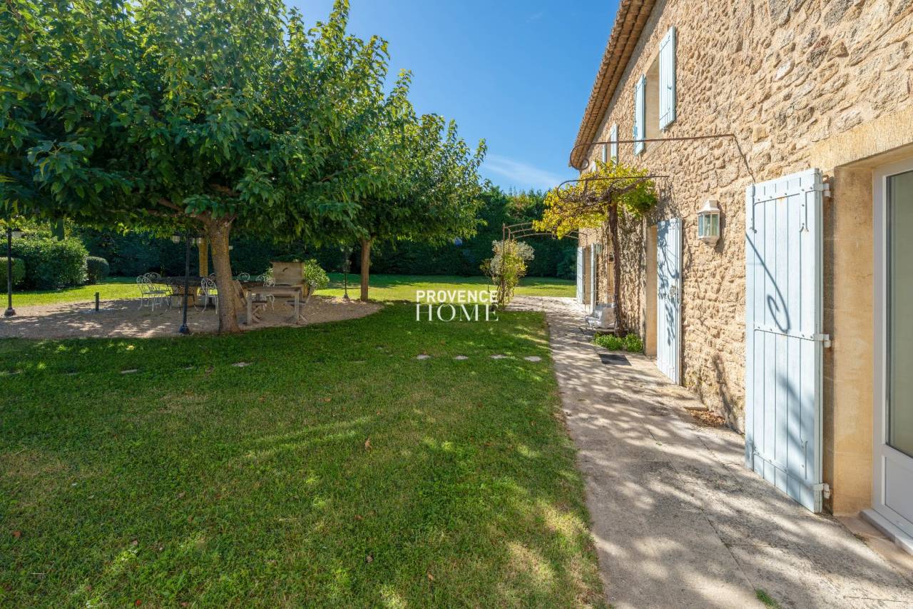 Equestrian property  Vaucluse
