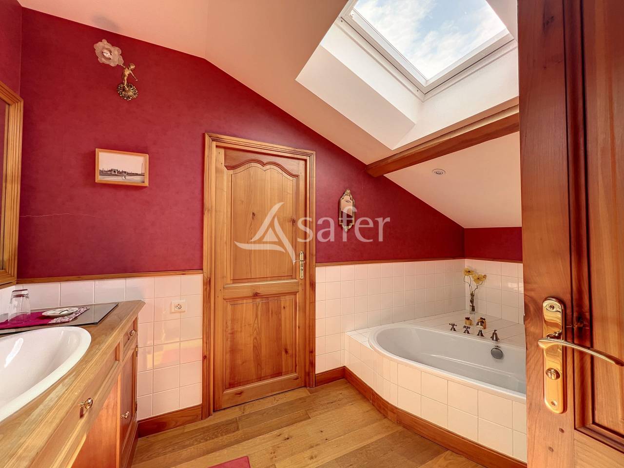 Other country property  Loire