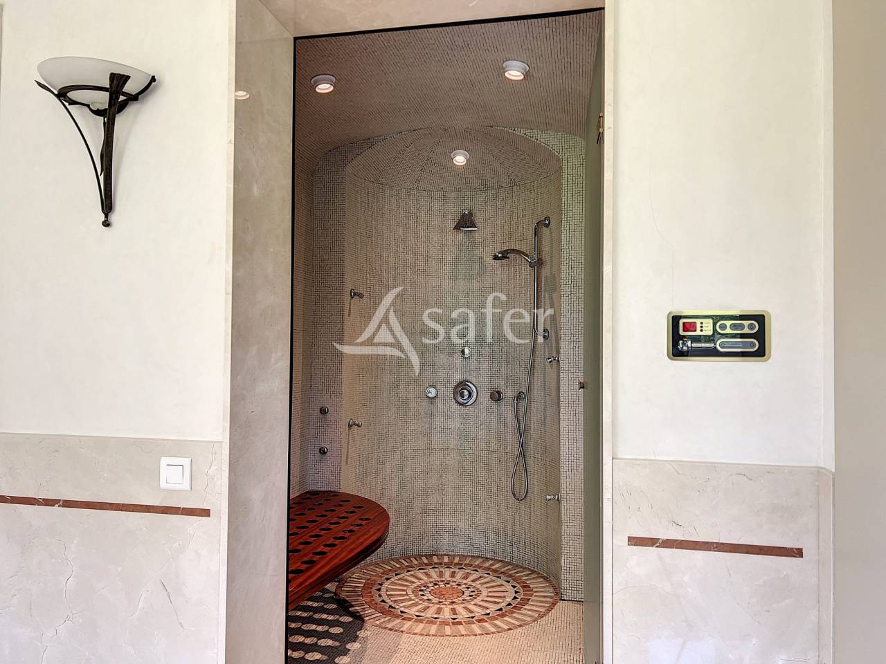 Other country property  Loire