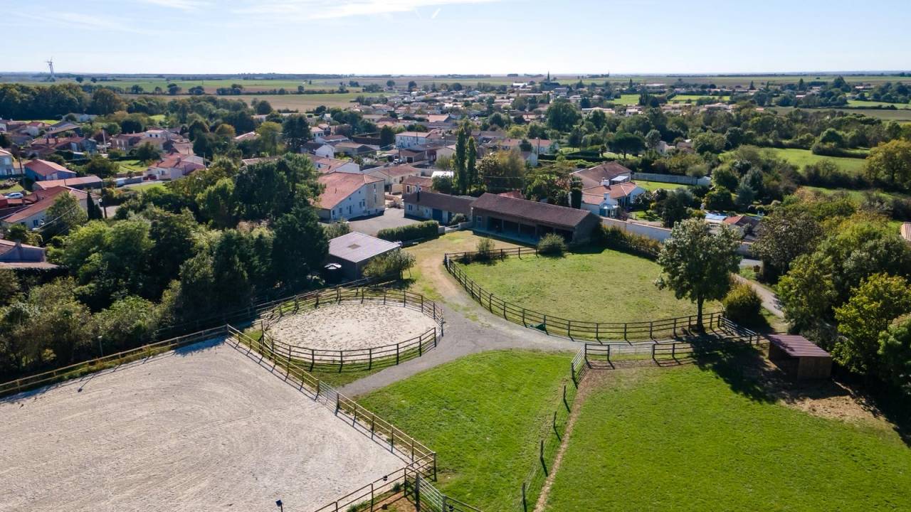 Equestrian property  Vendée