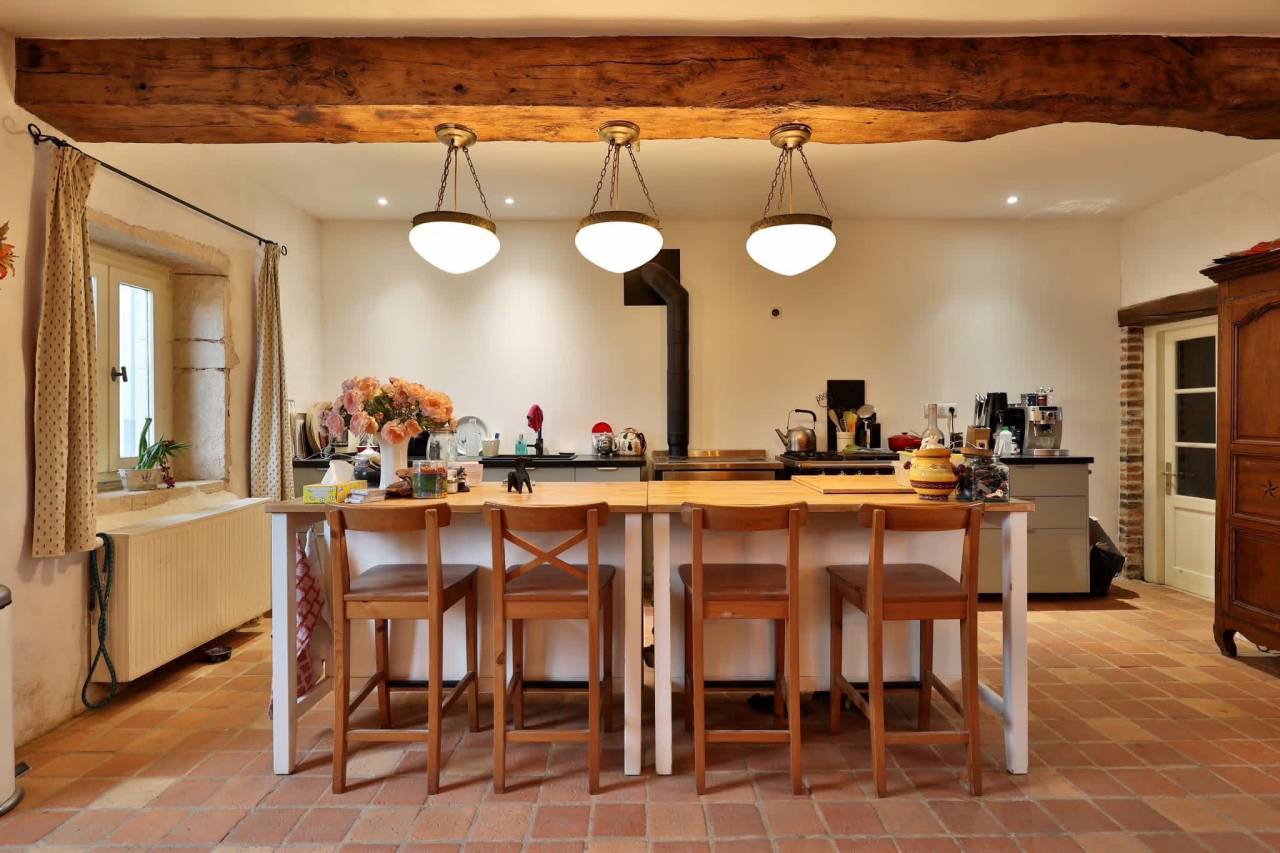 Equestrian property  Ain