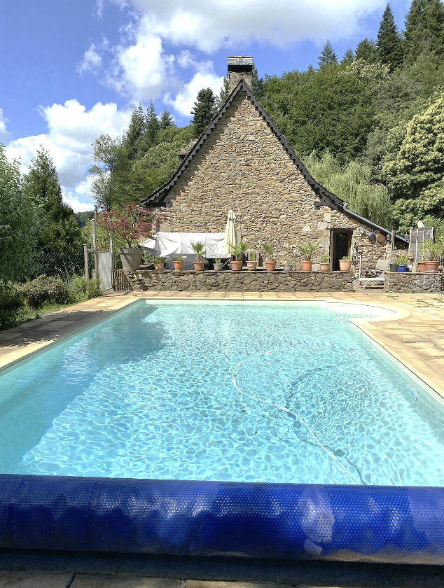 Luxurious equestrian property  Cantal