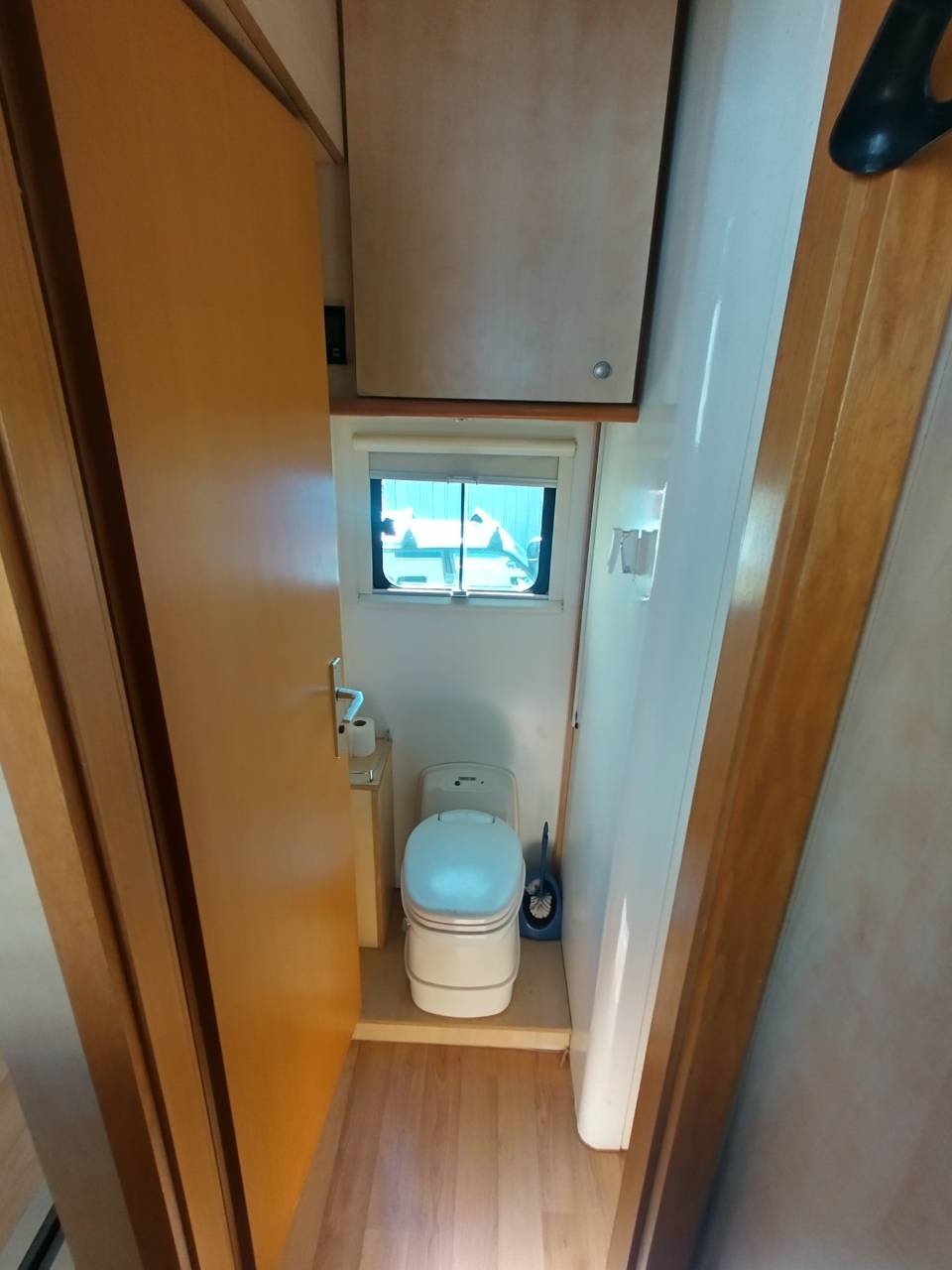 Horsebox NON-HGV Scania L144 6x2 2003 Used