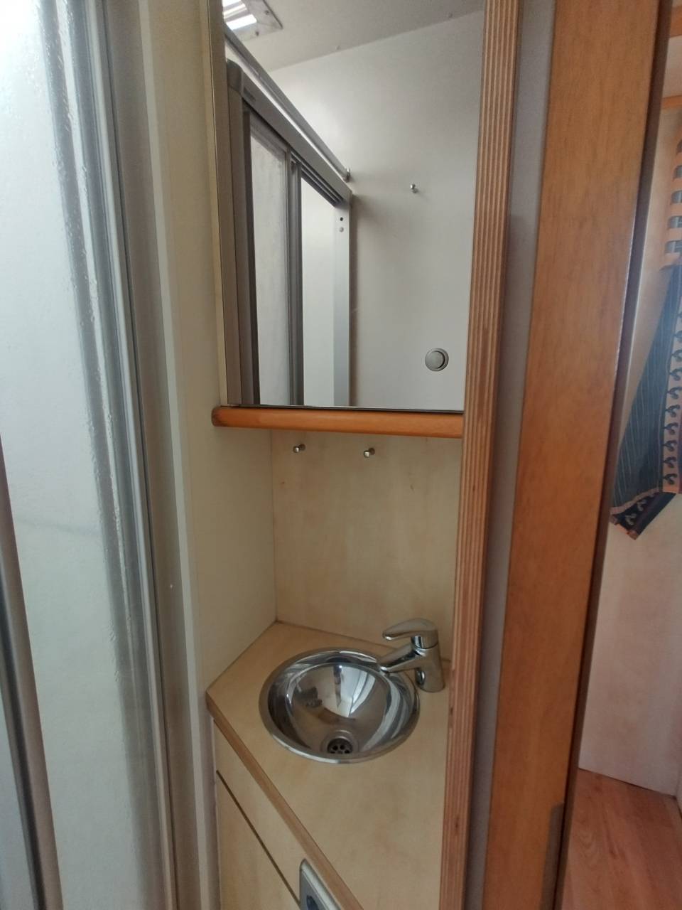 Horsebox NON-HGV Scania L144 6x2 2003 Used