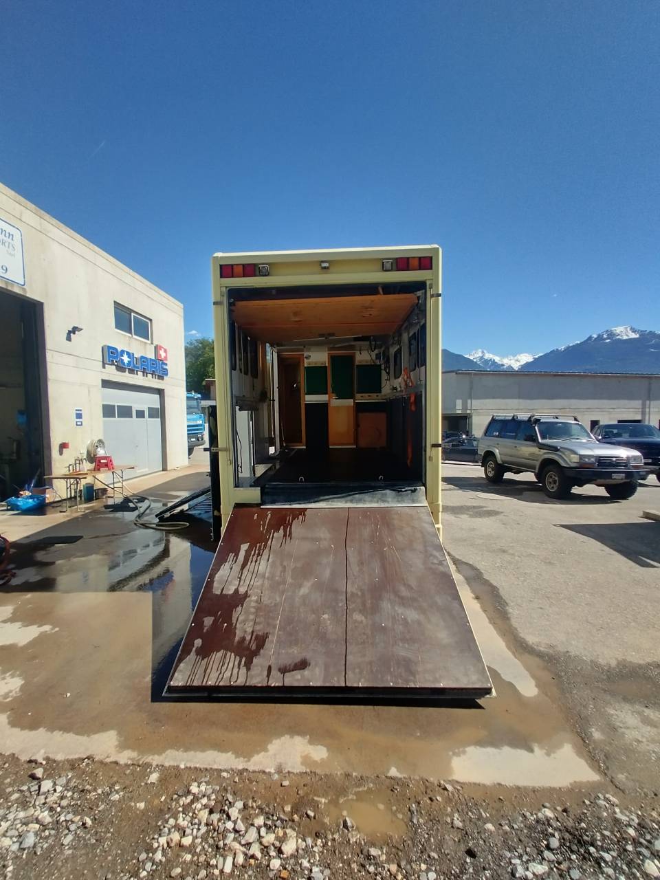 Horsebox NON-HGV Scania L144 6x2 2003 Used