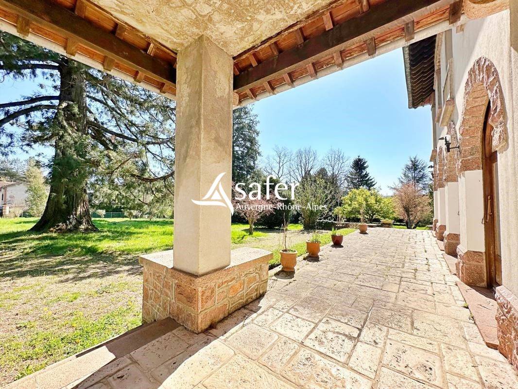Other country property  Rh&ocirc;ne