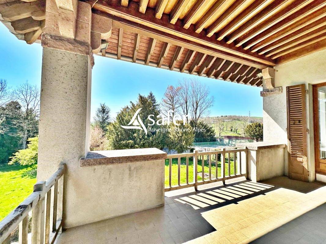 Other country property  Rh&ocirc;ne