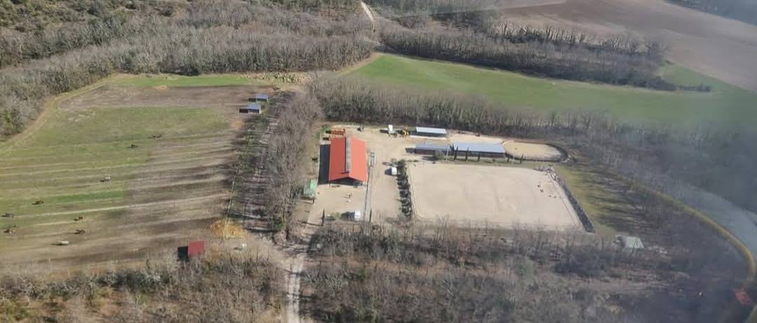 Livery yard  Tarn-et-Taronne