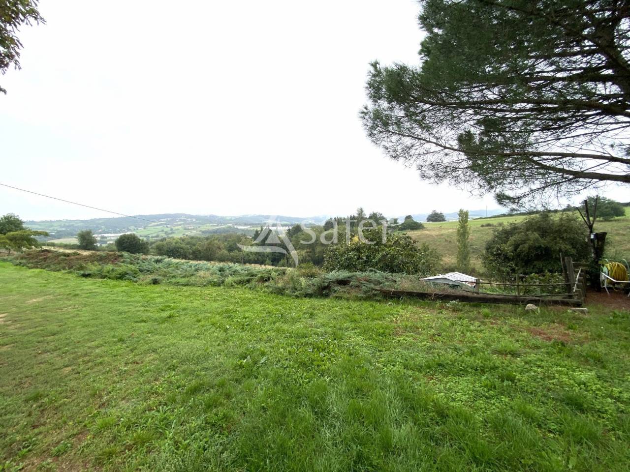 Other country property  Rhône