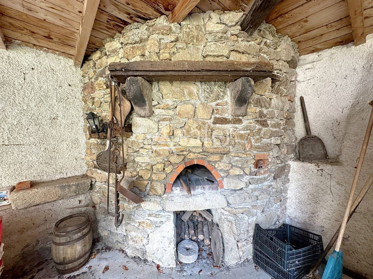 Other country property  Rhône