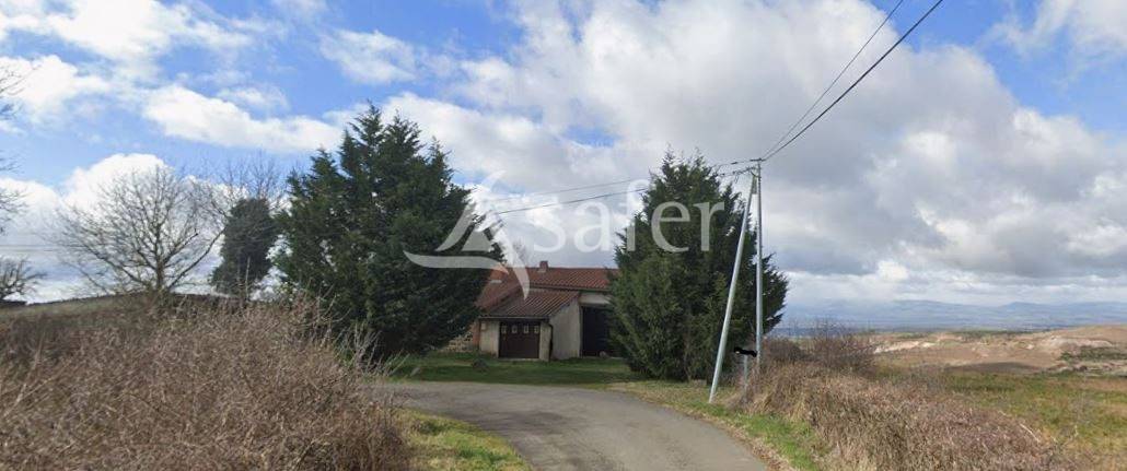 Other country property  Loire