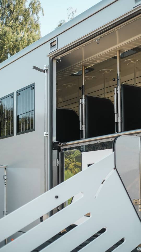 Horsebox NON-HGV Krismar Scania P420 2025 New