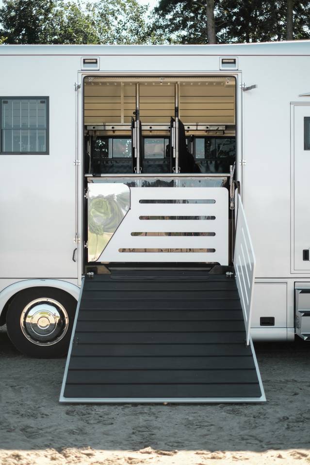 Horsebox NON-HGV Krismar Scania P420 2025 New