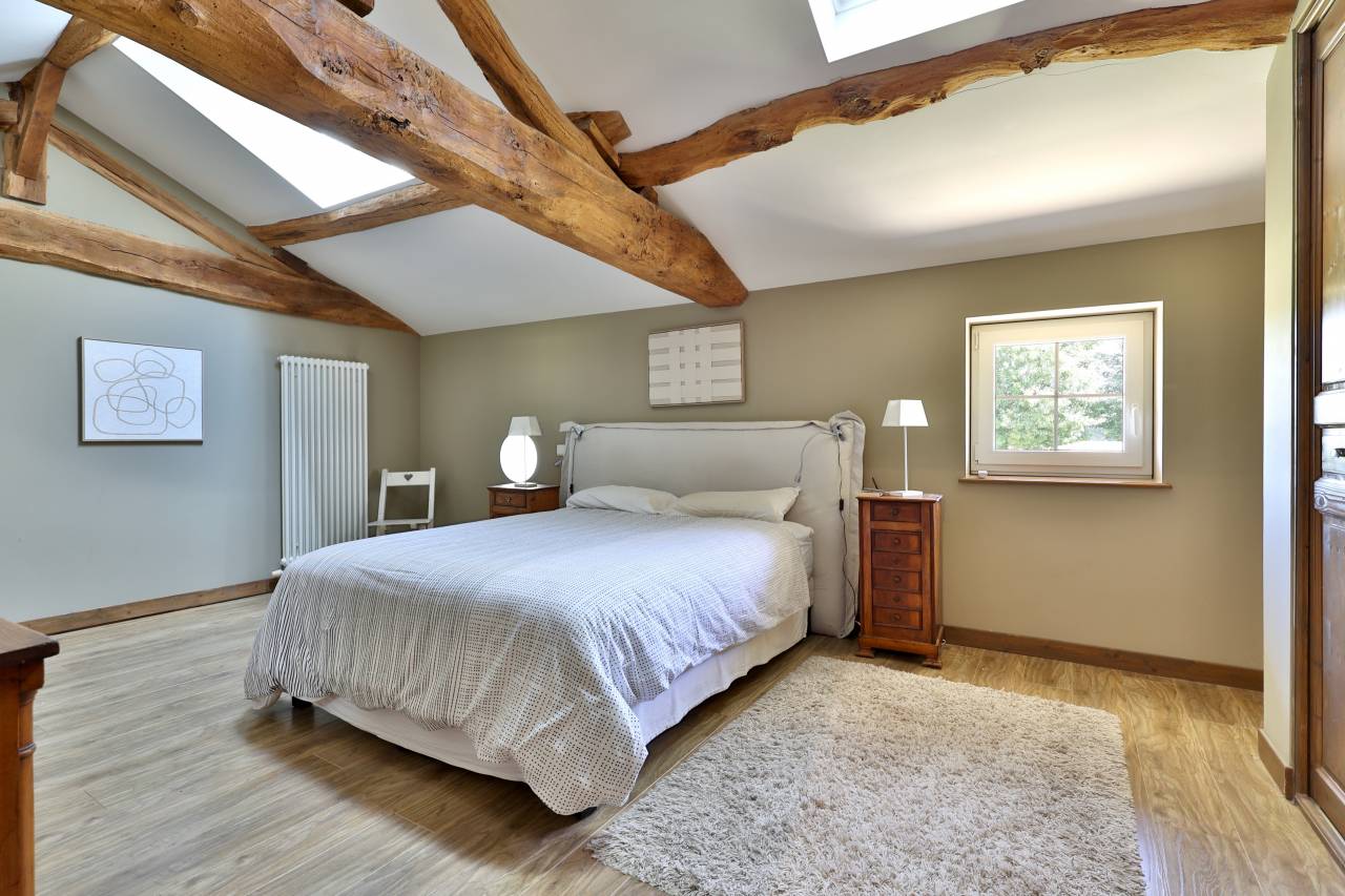 Luxurious equestrian property  Ain