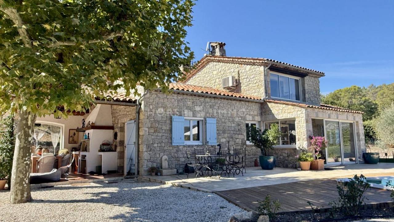 Equestrian property  Var